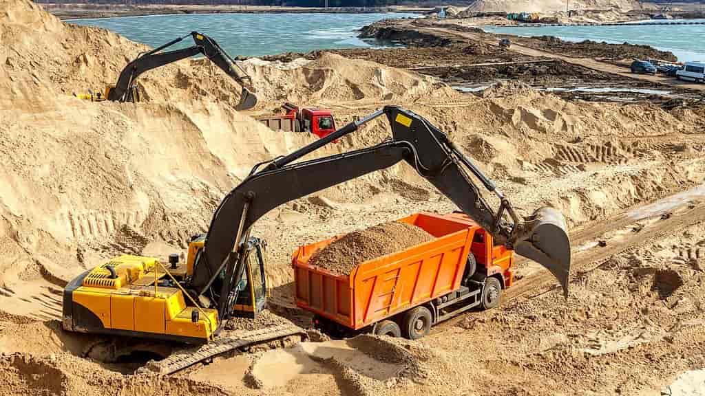 карьерный песок